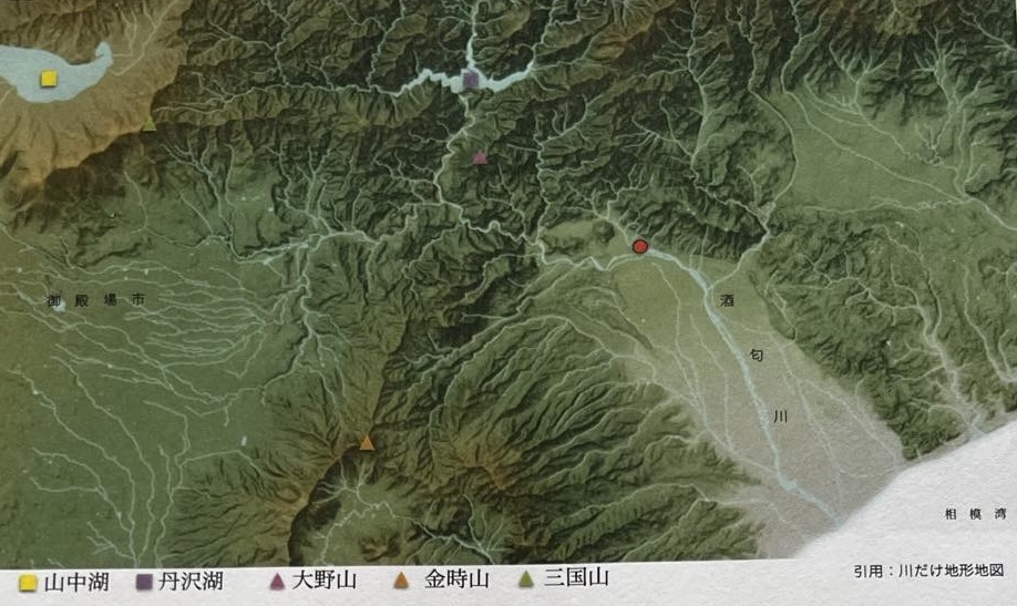 地形水脈図。赤丸は「和乃森やまきた」の場所。